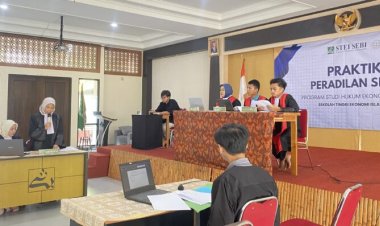 Mahasiswa HES STEI SEBI Gelar  Praktik Peradilan Semu