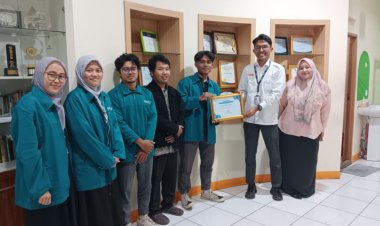 Five HES Students from STEI SEBI Visit Zakat Sukses LAZ to Improve Zakat Management Competencies