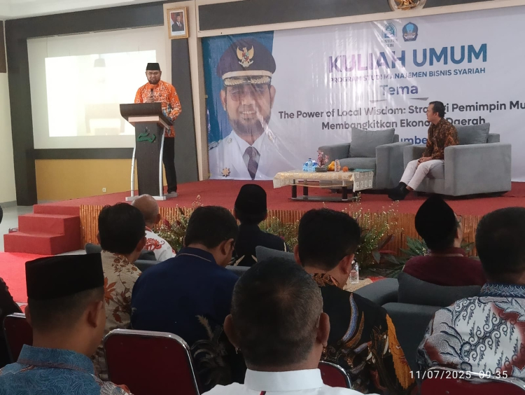 SEBI Institute Hosts Public Lecture on "The Power of Local Wisdom": South Halmahera Regent Encourages Students to Drive Regional Economic Growth
